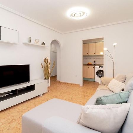 Piso En El Centro Lejlighed Torrevieja Eksteriør billede