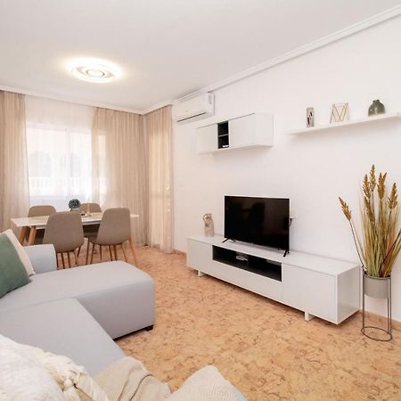 Piso En El Centro Lejlighed Torrevieja Eksteriør billede