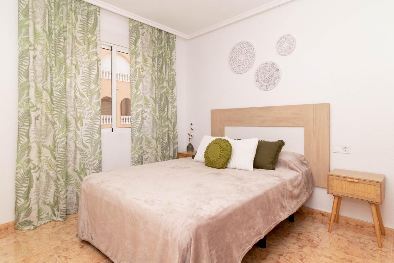 Piso En El Centro Lejlighed Torrevieja Eksteriør billede